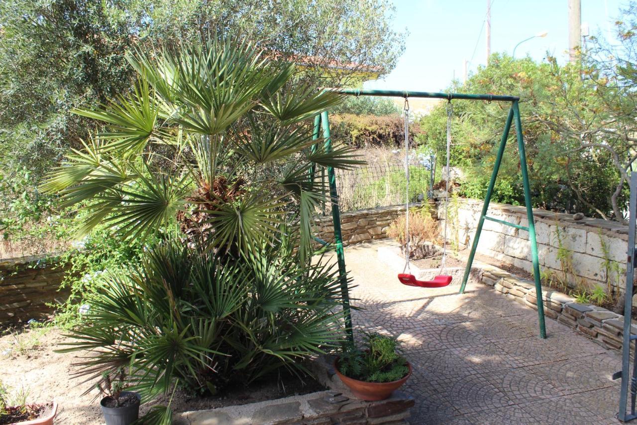 La Mansarda Bed & Breakfast Biancareddu Exterior foto
